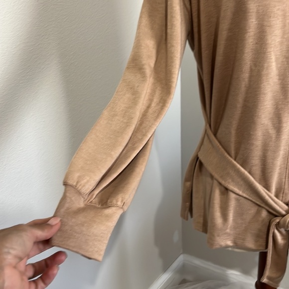 Liz Claiborne- woman’s blouse - Picture 4 of 9